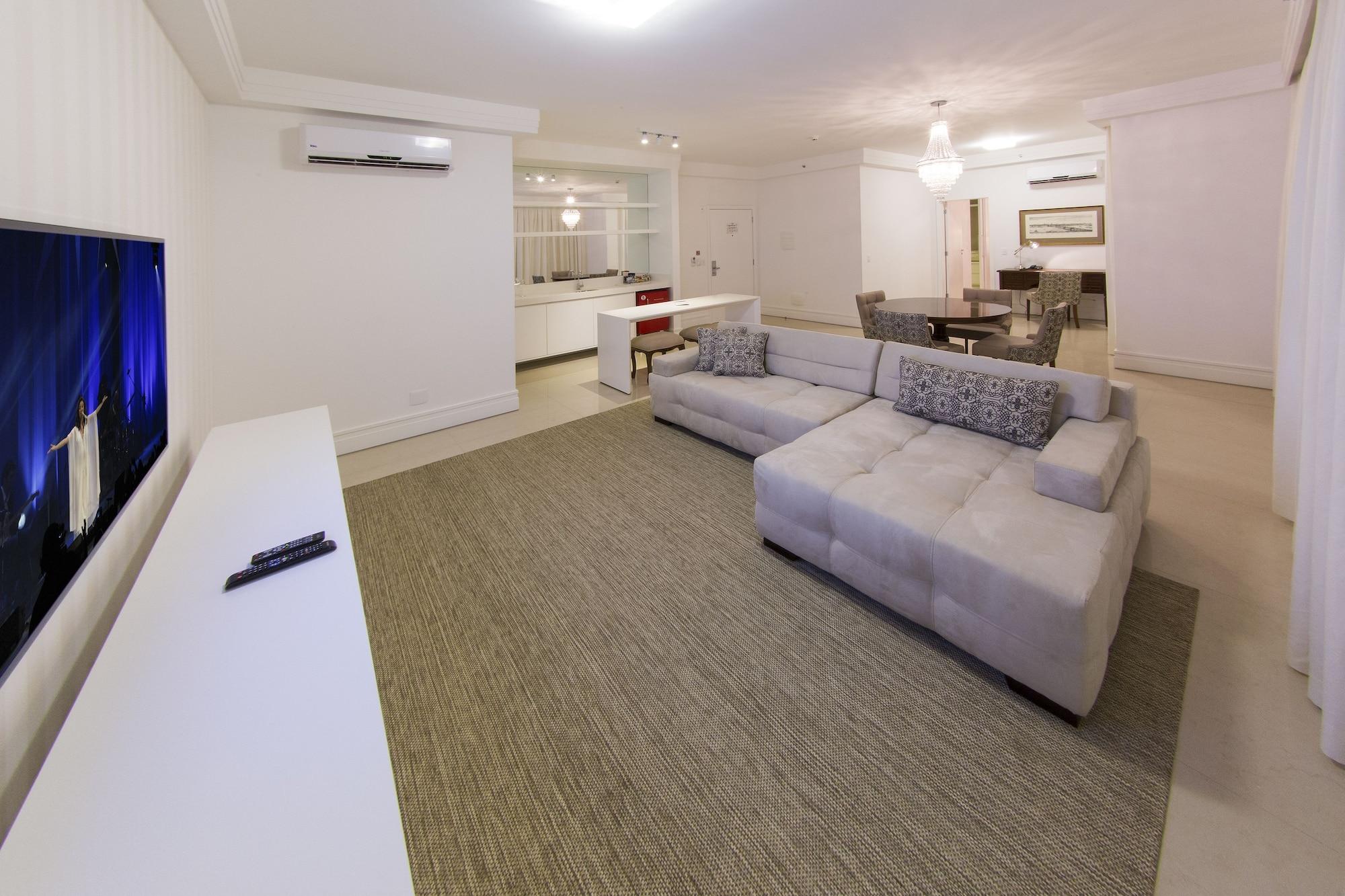 Hotel Mont Blanc Premium Ribeirão Preto Екстериор снимка A living room in a condominium