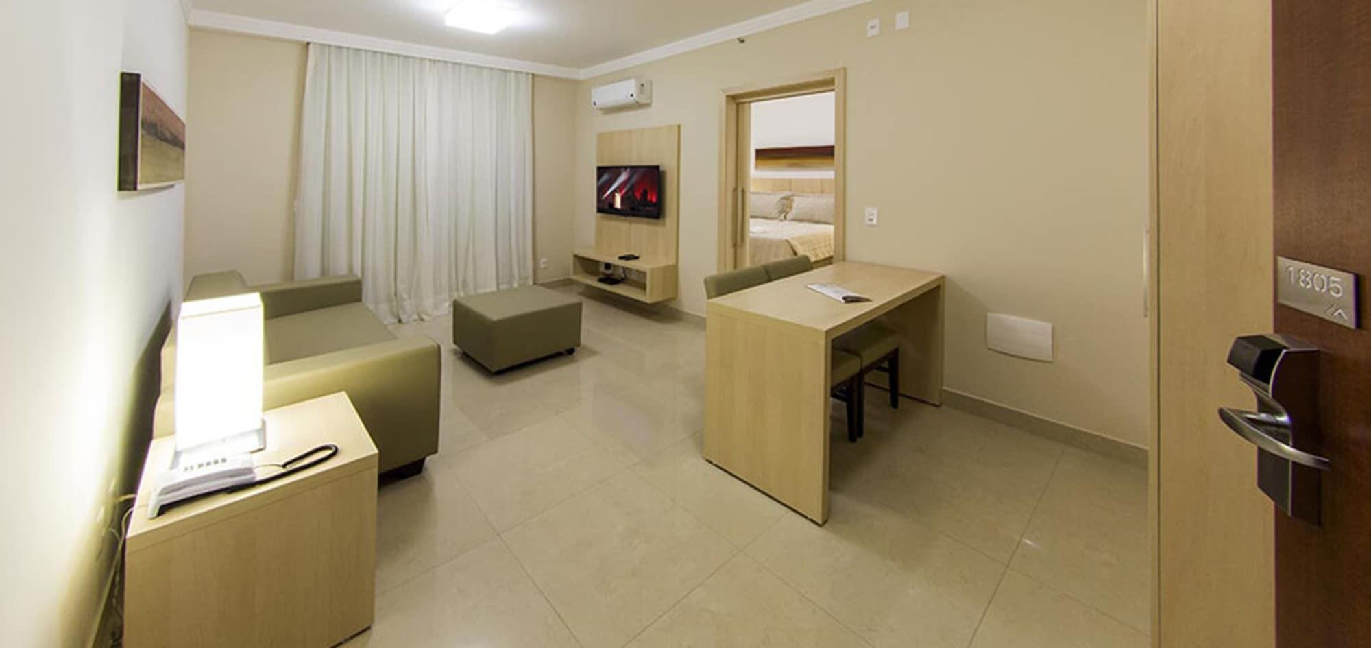 Hotel Mont Blanc Premium Ribeirão Preto Екстериор снимка A typical hotel room
