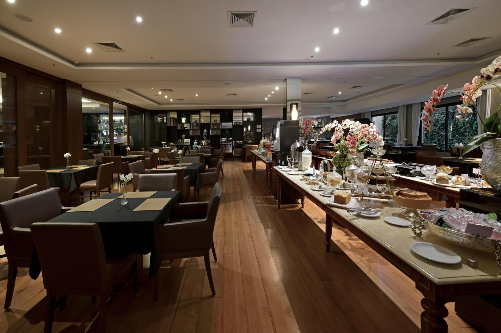 Hotel Mont Blanc Premium Ribeirão Preto Екстериор снимка The restaurant at the hotel