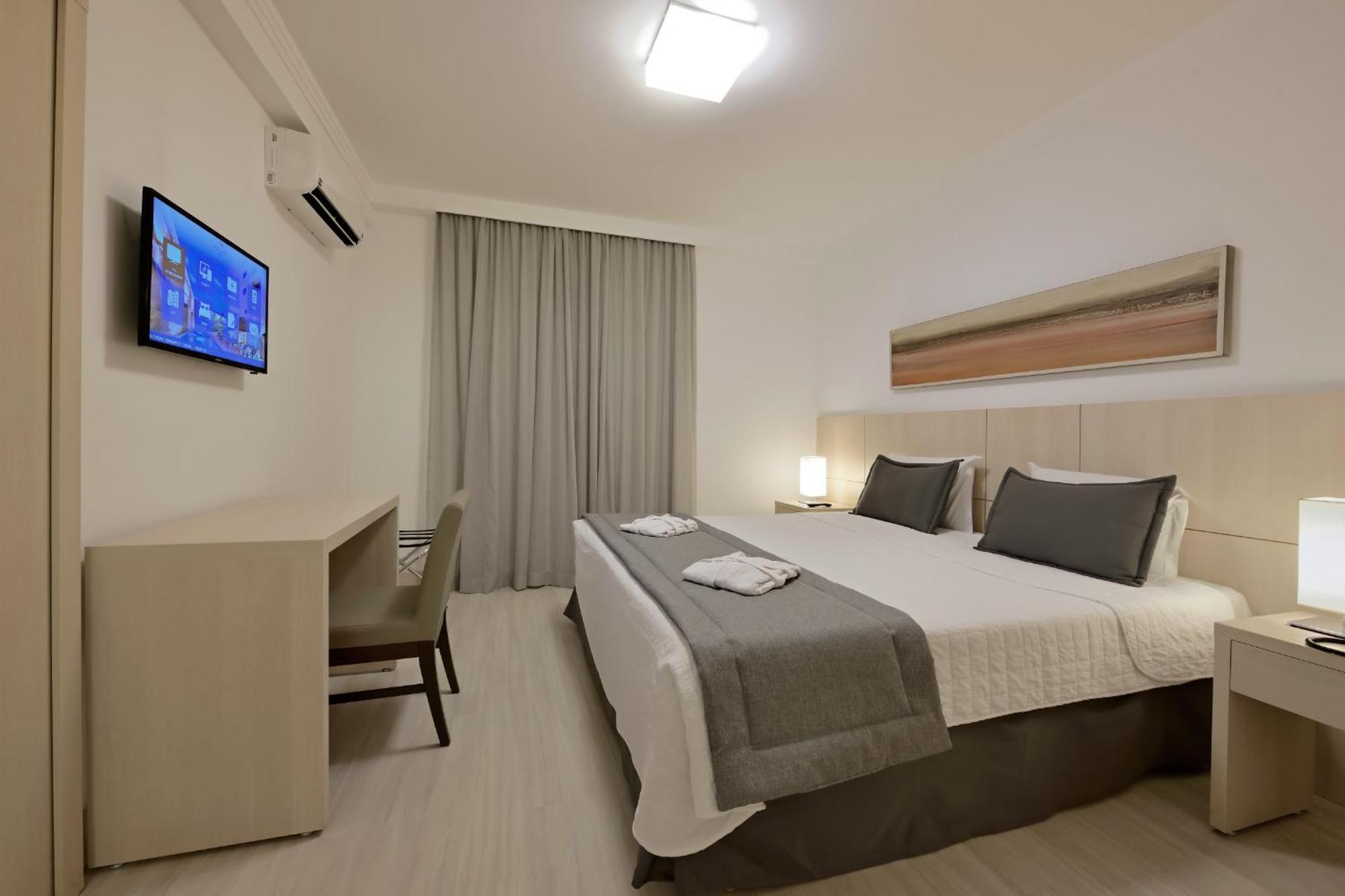 Hotel Mont Blanc Premium Ribeirão Preto Стая снимка A room at the hotel