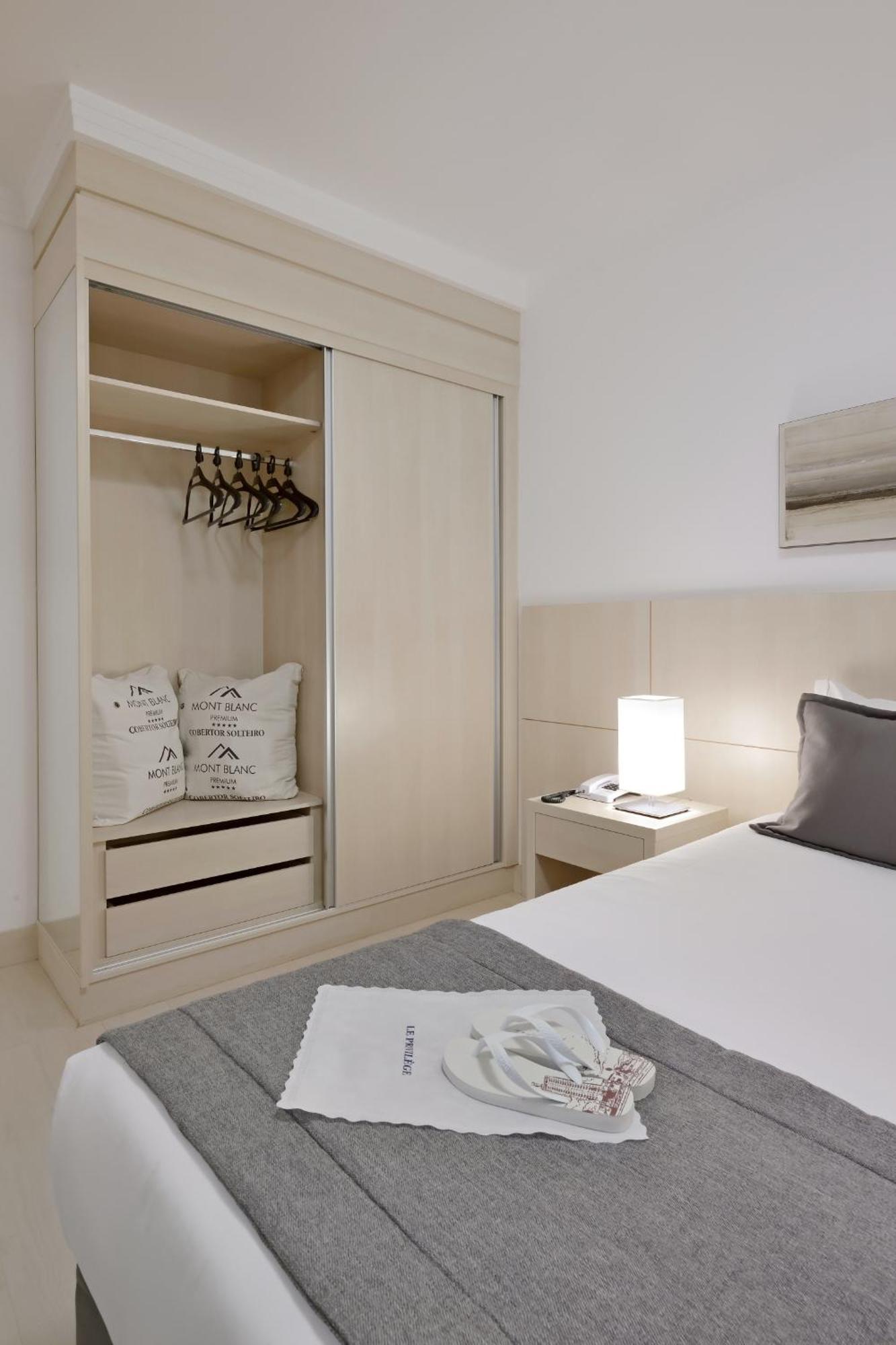 Hotel Mont Blanc Premium Ribeirão Preto Стая снимка Sliding wardrobe